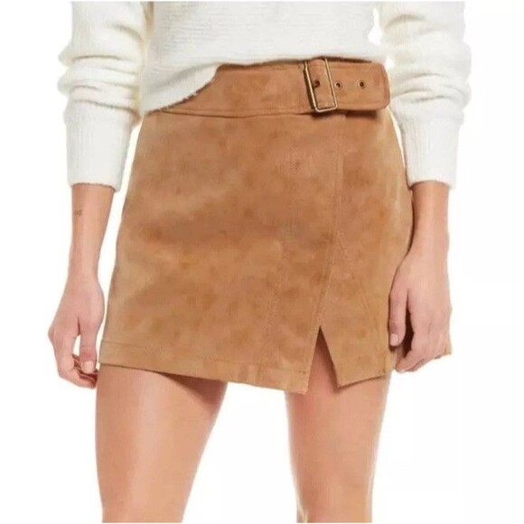 Free People ARI Faux Leather Wrap Mini Skirt Buckle Sz 0 Camel Tan M15 - Picture 1 of 6